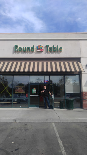 Pizza Restaurant «Round Table Pizza», reviews and photos, 2151 Cowell Blvd, Davis, CA 95618, USA