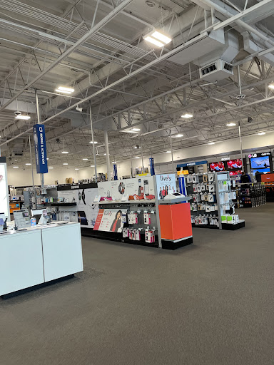 Electronics Store «Best Buy», reviews and photos, 625 Black Lake Blvd SW #200, Olympia, WA 98502, USA