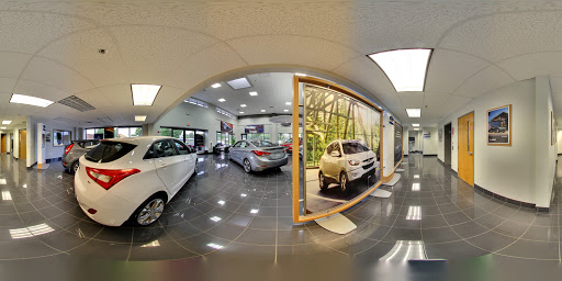 Hyundai Dealer «Knauz Hyundai», reviews and photos, 775 Rockland Rd, Lake Bluff, IL 60044, USA