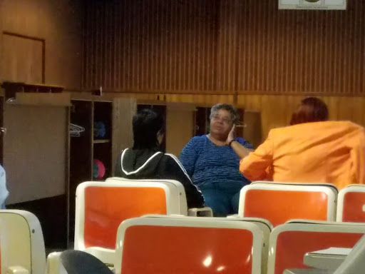 Bowling Alley «Executive Strike & Spare Family Fun Center», reviews and photos, 911 Phillips Ln, Louisville, KY 40209, USA