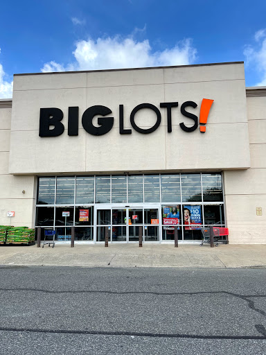 Big Lots, 465 Berlin-Cross Keys Rd, Sicklerville, NJ 08081, USA, 