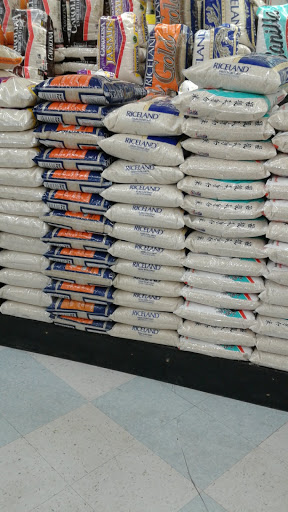 Grocery Store «Extra Supermarket», reviews and photos, 719 Irvington Ave, Maplewood, NJ 07040, USA