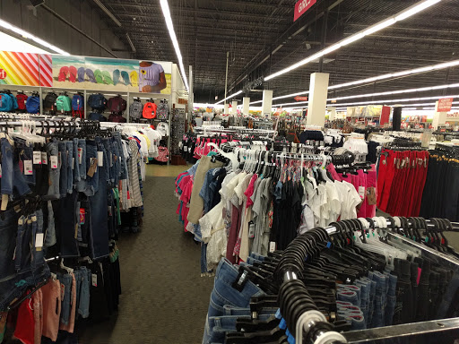 Outlet Store «VF Outlet», reviews and photos, 3939 I-35 #450, San Marcos, TX 78666, USA