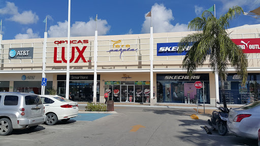 Streetwear outlets Cancun