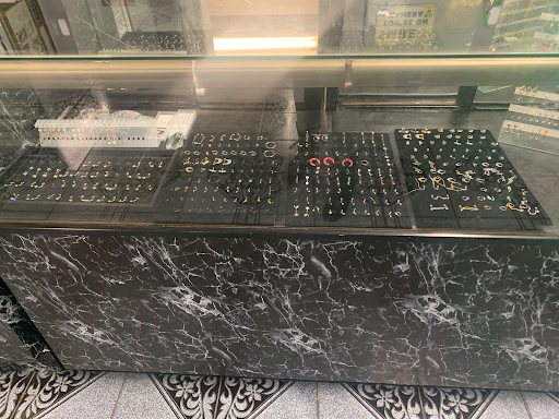 Tattoo Shop «Wizard Tattoo Studio», reviews and photos, 5780 S M L King Jr Pkwy, Beaumont, TX 77705, USA