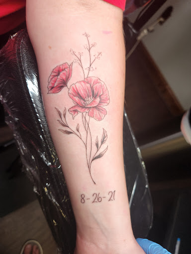 Explore claddagh tattoo ideas, creative tattoo ideas in Lexington, available at Tempest Tattoo Studio