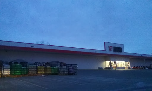 Home Improvement Store «Tractor Supply Co.», reviews and photos, 154 Vestal Pkwy W, Vestal, NY 13850, USA