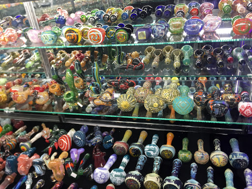 Tobacco Shop «Auburn Smoke Shop», reviews and photos, 2420 Grass Valley Hwy, Auburn, CA 95603, USA