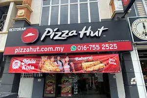 Pizza Hut Delivery Puchong Utama image