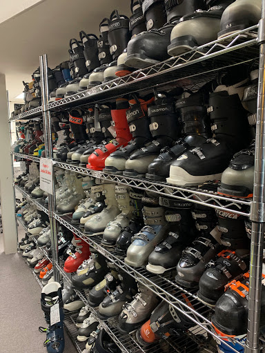 Outdoor Sports Store «2nd Wind Sports», reviews and photos, 202 State St, Hood River, OR 97031, USA