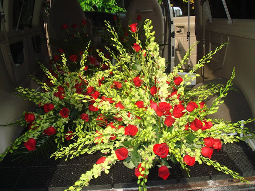 Florist «Flowers By Voytek», reviews and photos, 9524 Blind Pass Rd, St Pete Beach, FL 33706, USA