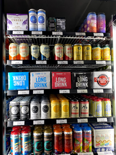 Wine Store «Parkview Wine & Spirits», reviews and photos, 229 Park Rd, West Hartford, CT 06119, USA