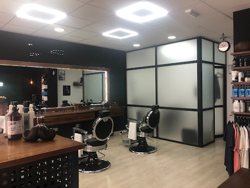 Bourbon hair cut en Baza, Granada