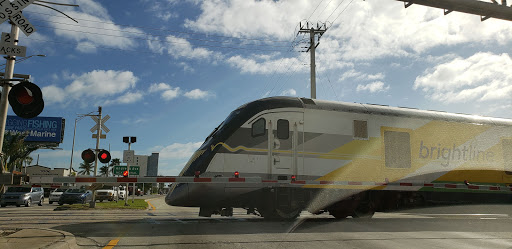 Marine Supply Store «West Marine», reviews and photos, 2401 S Andrews Ave, Fort Lauderdale, FL 33316, USA