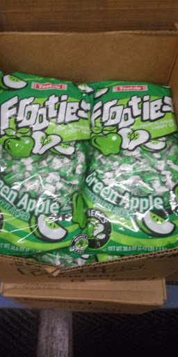 Tobacco Shop «S & S Candy & Cigar Co», reviews and photos, 2025 E Carson St, Pittsburgh, PA 15203, USA