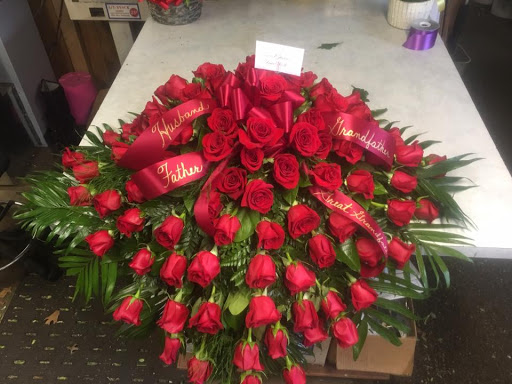 Florist «Powell the Florist», reviews and photos, 1215 Liberty Dr, Mishawaka, IN 46545, USA