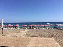 Urkmez beach'in fotoğrafı imkanlar alanı