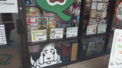 Pet Supply Store «Munchies Natural Pet Foods», reviews and photos, 3705 Tampa Rd # 11, Oldsmar, FL 34677, USA