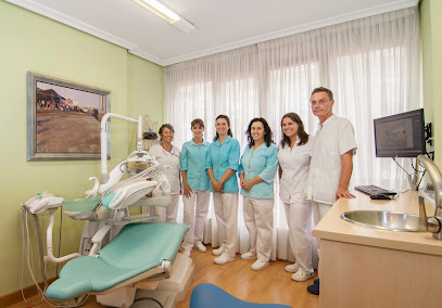 Clínica Dental Ezquerra Garmilla en Santander 