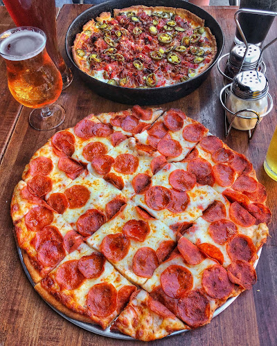 #8 best pizza place in Costa Mesa - Rance's Chicago Pizza
