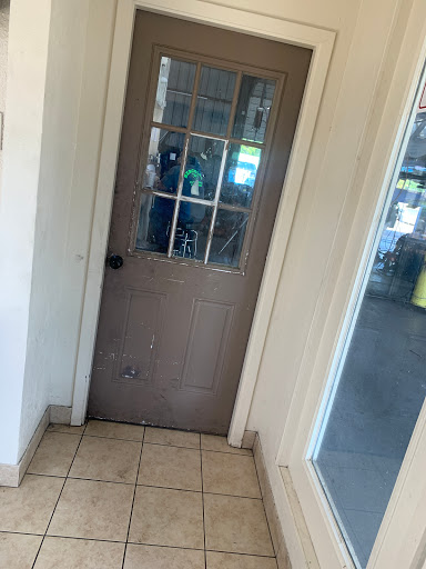 Auto Repair Shop «Hercules Muffler & Radiator», reviews and photos, 402 S Carroll Ave, Dallas, TX 75223, USA