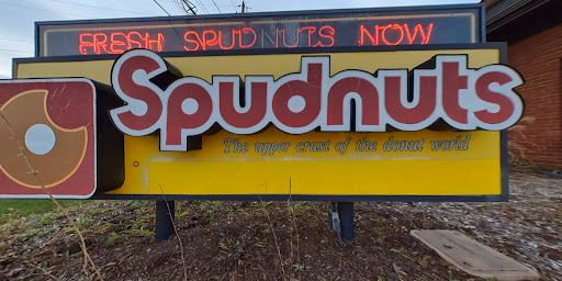 Donut Shop «Spudnuts Shop», reviews and photos, 6930 Center St, Mentor, OH 44060, USA