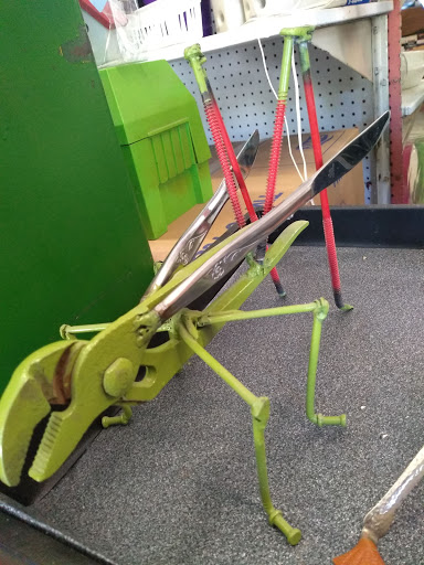 Flea Market «Treasures In Your Trunk», reviews and photos, 612 S Park Ave, Alexandria, IN 46001, USA