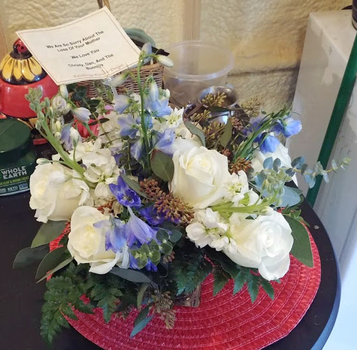 Florist «Kaleidoscope Florist & Gifts», reviews and photos, 3108 Woodward Ave, Muscle Shoals, AL 35661, USA