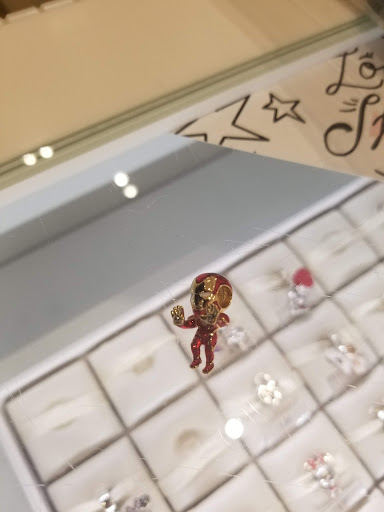 Jewelry Store «PANDORA The Greene Towne Center», reviews and photos, 74 Magnolia Ln, Beavercreek, OH 45440, USA