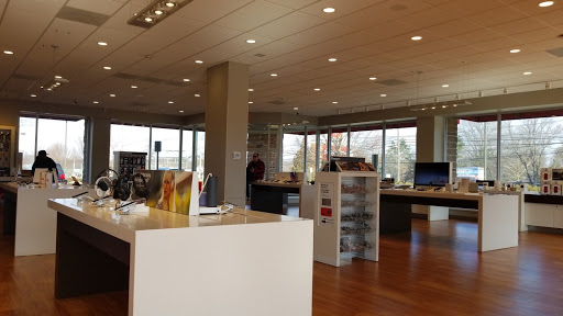 Cell Phone Store «Verizon», reviews and photos, 55 U.S. 9, Manalapan Township, NJ 07726, USA