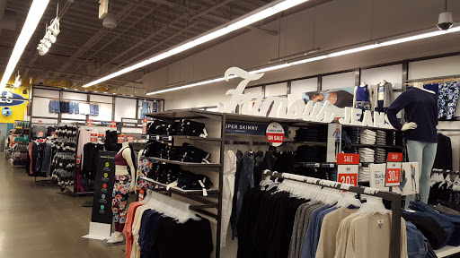 Clothing Store «Old Navy», reviews and photos, 747 NW 12th St, Gresham, OR 97030, USA