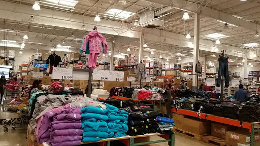 Warehouse store «Costco Wholesale», reviews and photos, 150 Lawrence Station Rd, Sunnyvale, CA 94086, USA