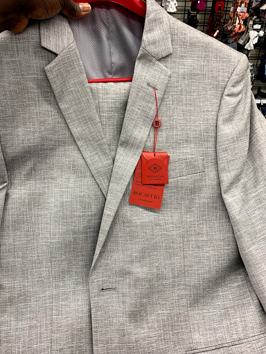 Shopping Mall «Orange Promenade Shopping Ctr», reviews and photos, 80 Boston Post Rd, Orange, CT 06477, USA