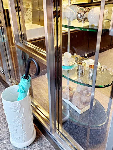 Jewelry Store «Tiffany & Co.», reviews and photos, 5481 Wisconsin Ave, Chevy Chase, MD 20815, USA