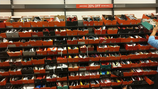 Clothing Store «Nike Factory Store», reviews and photos, 651 Kapkowski Rd #150, Elizabeth, NJ 07201, USA
