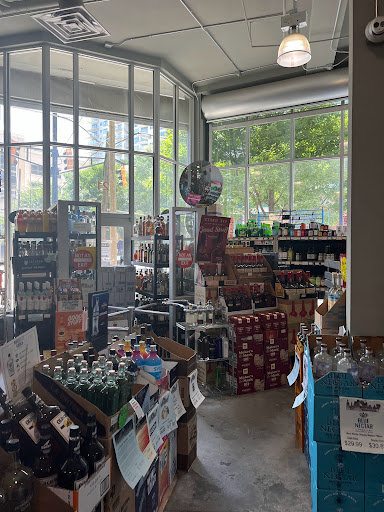 Liquor Store «Mac’s Beer And Wine», reviews and photos, 21 Peachtree Pl NW, Atlanta, GA 30309, USA