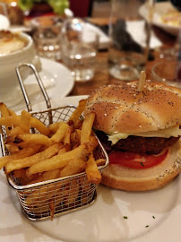 Hamburger du Restaurant français Café Gustave à Paris - n°4