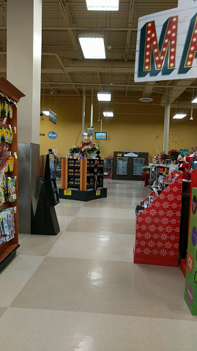 Grocery Store «Kroger», reviews and photos, 30935 Five Mile Road, Livonia, MI 48154, USA