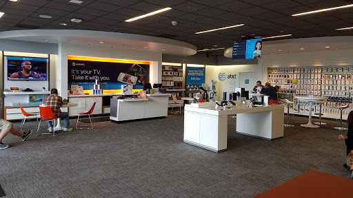 Cell Phone Store «AT&T», reviews and photos, 1728 S Greenfield Rd #106, Mesa, AZ 85206, USA