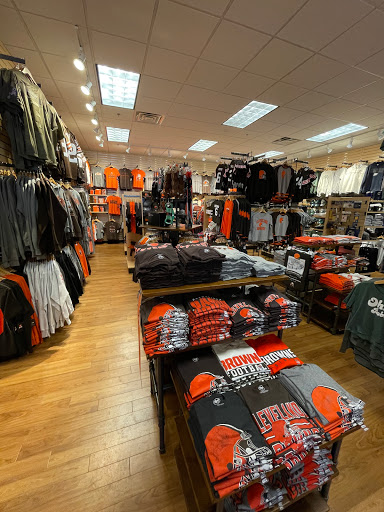 Sportswear Store «Rally House Macedonia», reviews and photos, 8210 Macedonia Commons Blvd #16, Macedonia, OH 44056, USA