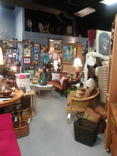 Furniture Store «Church Ladies Furniture Consignment», reviews and photos, 3570 Buford Hwy #204, Duluth, GA 30096, USA