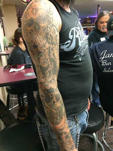 Tattoo Shop «Permanent Marx Tattoo», reviews and photos, 1127 Edgewater St NW, Salem, OR 97304, USA