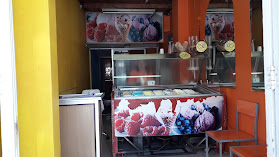 Helados Santo Domingo - heladería artesana con productos naturales.