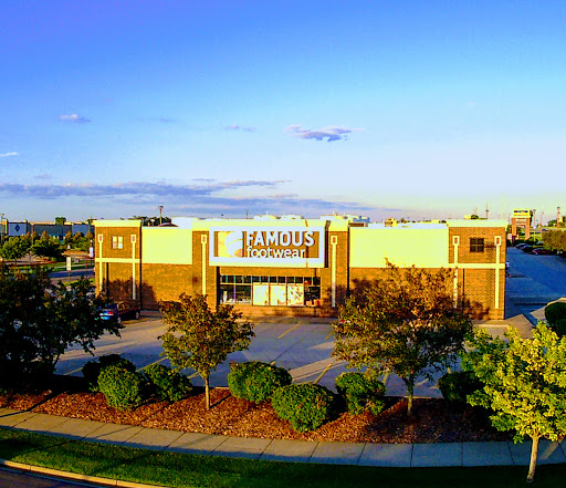 Shoe Store «Famous Footwear», reviews and photos, 14929 Florence Trail, Apple Valley, MN 55124, USA