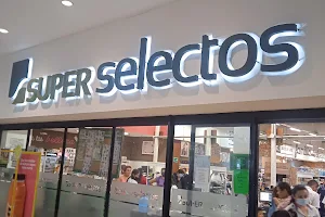 Super Selectos image