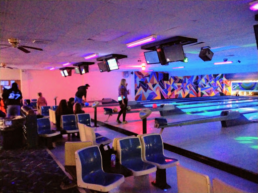 Bowling Alley «Bowl-A-Rena Bowling Lanes», reviews and photos, 200 Baughman Ave, Jeannette, PA 15644, USA