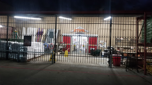 Supermarket «Food King», reviews and photos, 100 E Colonial Pkwy, Devine, TX 78016, USA