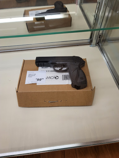 Clothing Store «Big R McHenry», reviews and photos, 1860 N Richmond Rd, McHenry, IL 60051, USA