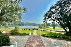 Magnolia Overlook (The Magnolia House on Weiss Lake ) image