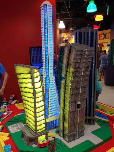 Shopping Mall «Crown Center», reviews and photos, 2450 Grand Blvd, Kansas City, MO 64108, USA